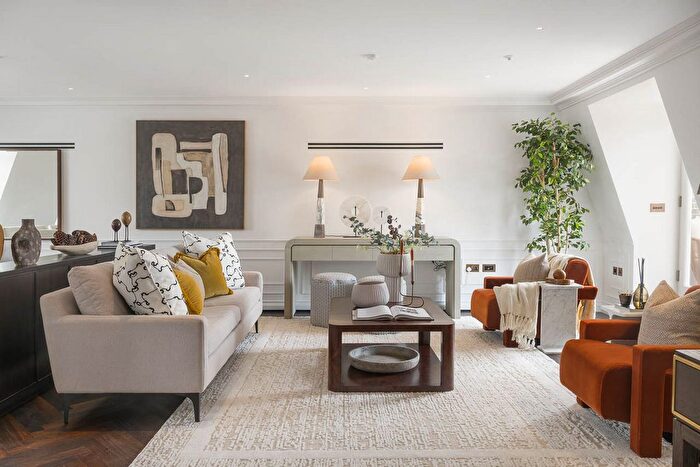 3 Bedroom Penthouse For Sale In Charles Street, London, W1J