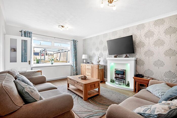 2 Bedroom Detached Bungalow For Sale In Gannochy Drive, Bishopbriggs, Glasgow, G64