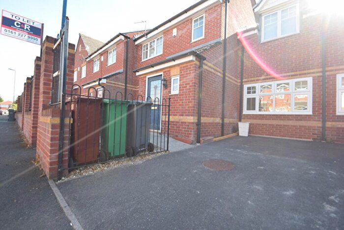 4 Bedroom Semi-Detached House To Rent In Croasdale Avenue, Fallowfield, Manchester, M14
