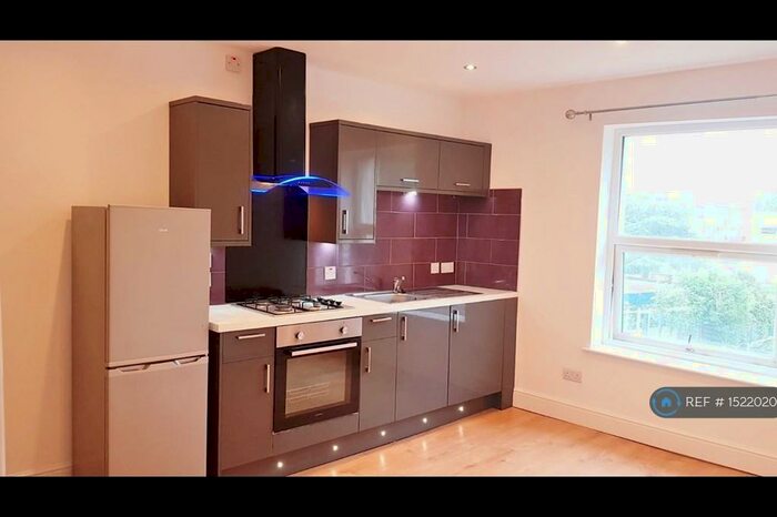 1 Bedroom Flat To Rent In Pennywell Heights City Centre, Bristol, BS5