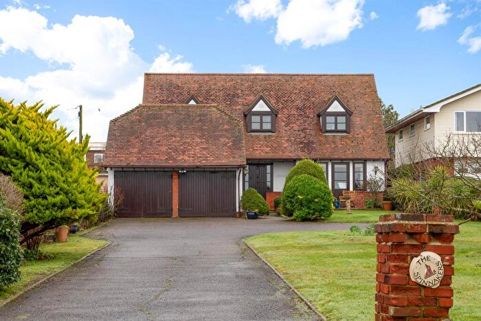 4 Bedroom Detached House For Sale In Esplanade, Mayland, Chelmsford, CM3