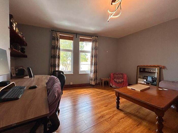 1 Bedroom Flat To Rent In Ilkeston Road, Nottingham, NG7