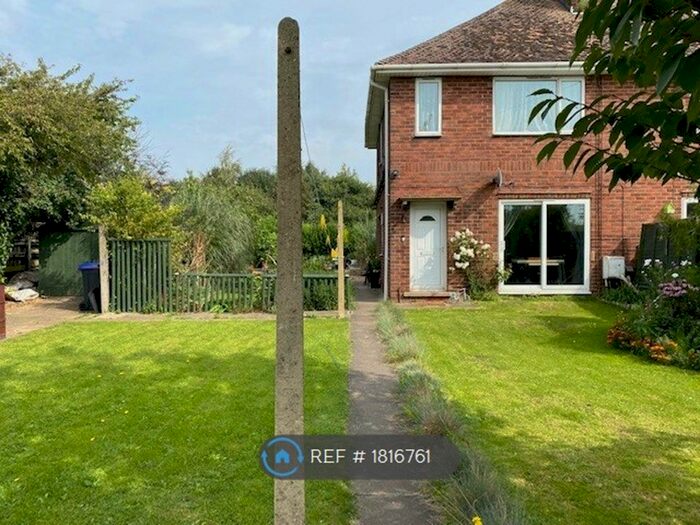 3 Bedroom Semi-Detached House To Rent In Station Road, Swineshead, Boston, PE20