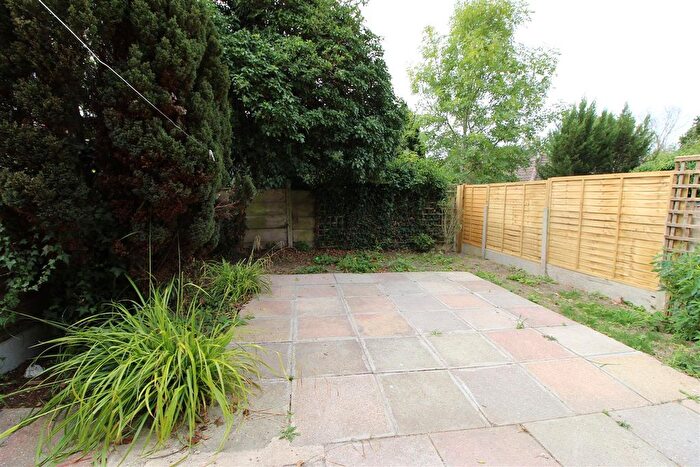 2 Bedroom Flat To Rent In Gosfield Road, Herne Bay, CT6