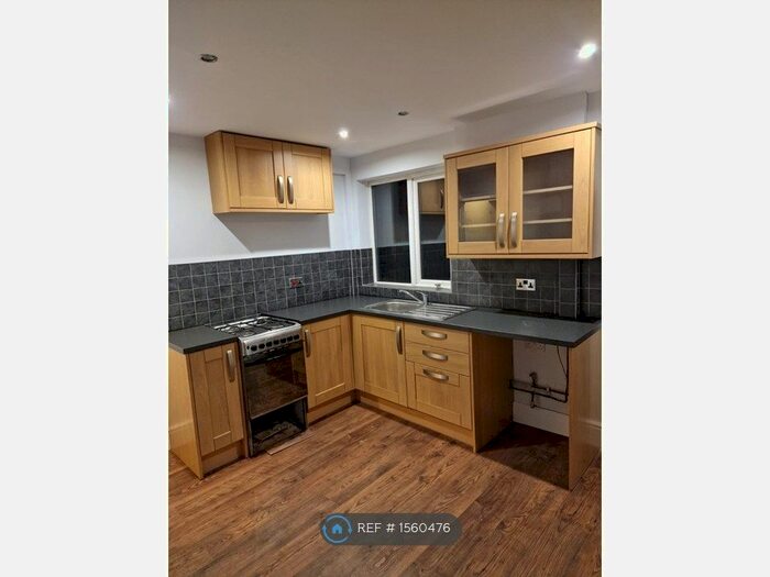 2 Bedroom Terraced House To Rent In Doncaster, Doncaster, DN5