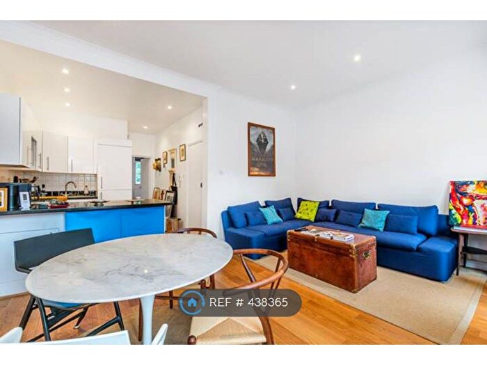 1 Bedroom Flat To Rent In Westbourne Park Road, London, W11