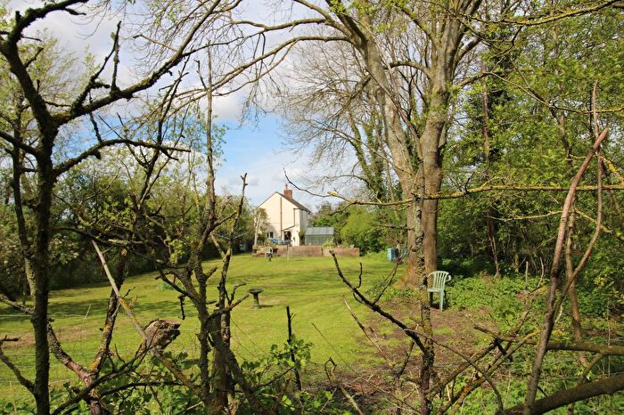 3 Bedroom Property For Sale In The Pry, Purton, SN5