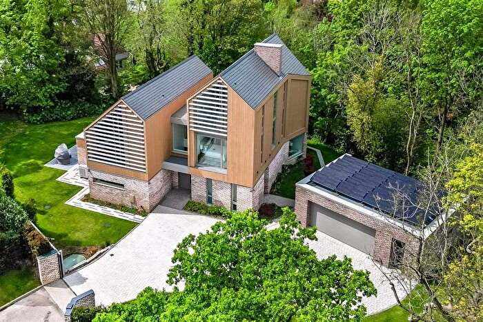 5 Bedroom Detached House For Sale In Waterbank, Prestbury, SK10