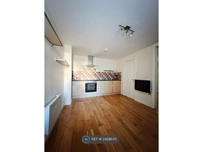 Studio To Rent In Filton Road, Horfield, Bristol, BS7