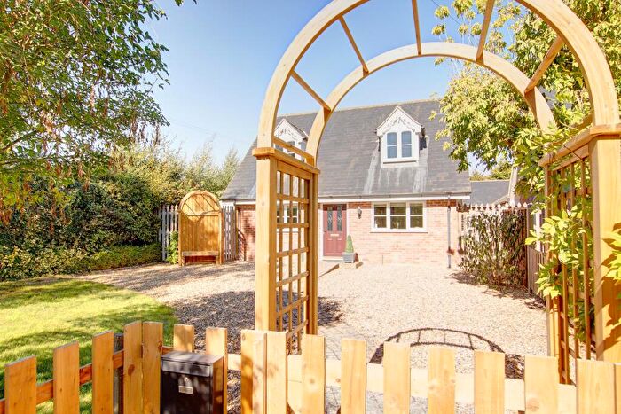 5 Bedroom Chalet To Rent In Kingsway, Mildenhall, Bury St. Edmunds, IP28
