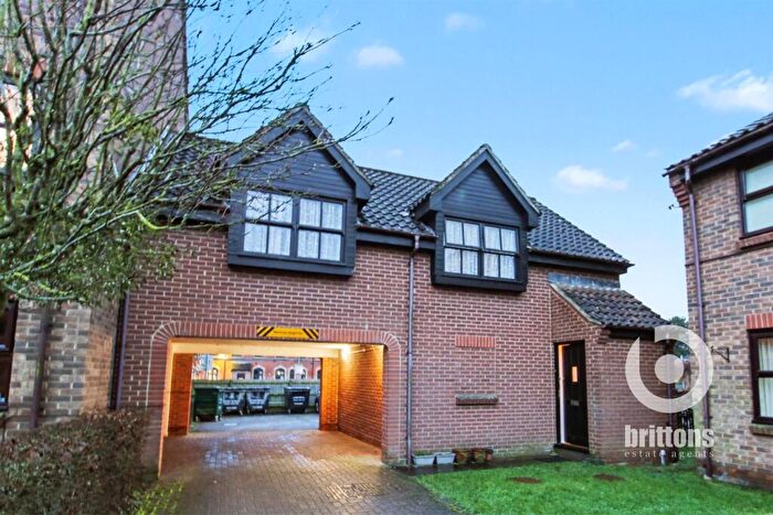 1 Bedroom Flat For Sale In Bransby Close, King's Lynn, PE30