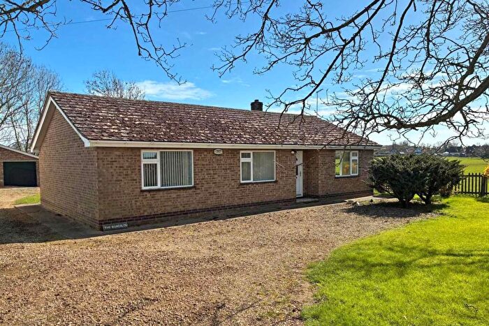 3 Bedroom Detached Bungalow For Sale In Greatford Road, Uffington, Stamford, PE9