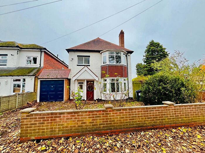 3 Bedroom Detached House To Rent In Barn Lane, Birmingham, B13