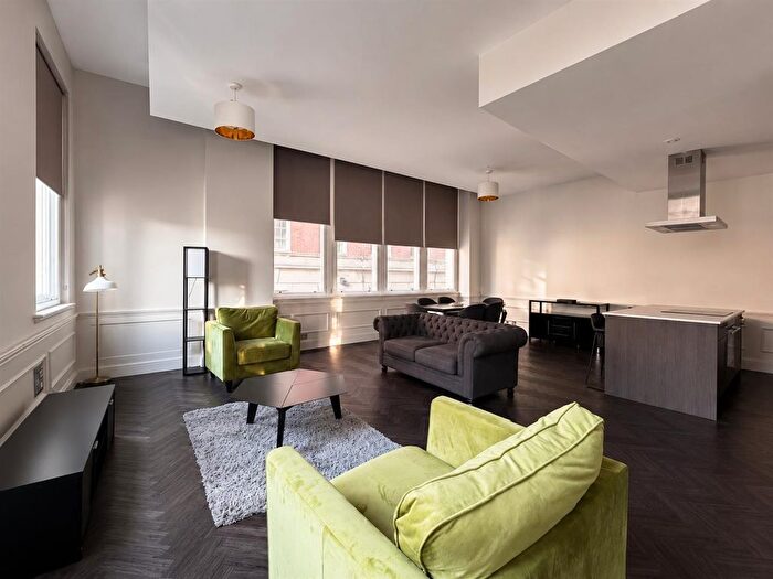 2 Bedroom Flat To Rent In Water Street, Liverpool, L3
