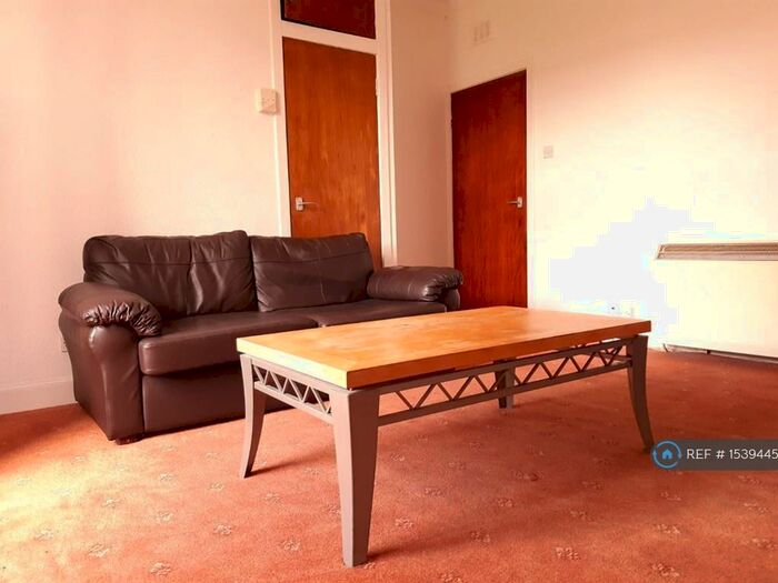 1 Bedroom Flat To Rent In Bright Street, Dundee, DD2