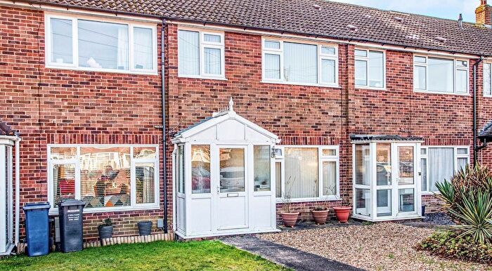 3 Bedroom Terraced House For Sale In Stubbs End Close, Amersham, Buckinghamshire, HP6