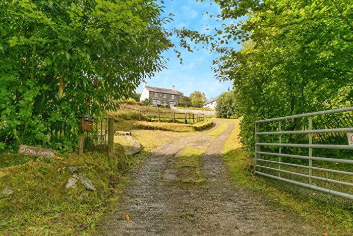 3 Bedroom Detached House For Sale In Waunfawr, Caernarfon, Gwynedd, LL54
