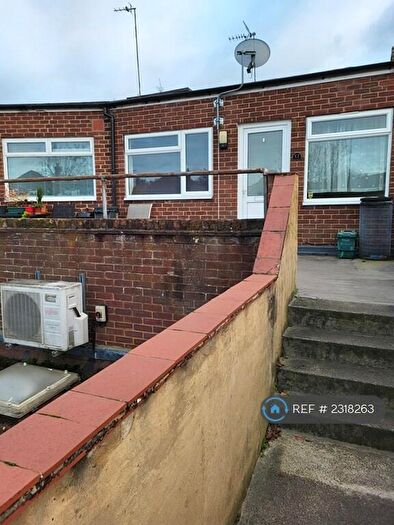 2 Bedroom Maisonette To Rent In Knapphill Woking Surrey, Knapphill Woking Surrey, GU21