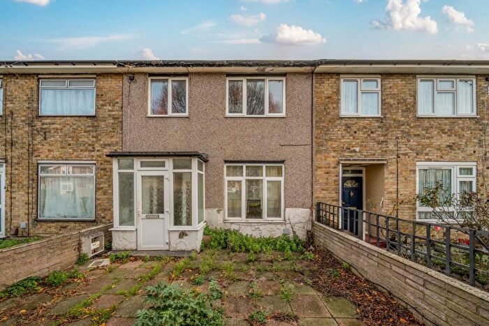 3 Bedroom Terraced House For Sale In Boxgrove Road, London, SE2