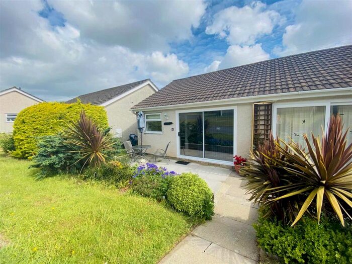 2 Bedroom Semi-Detached Bungalow For Sale In Oxwich Leisure Park, Oxwich, Swansea, SA3