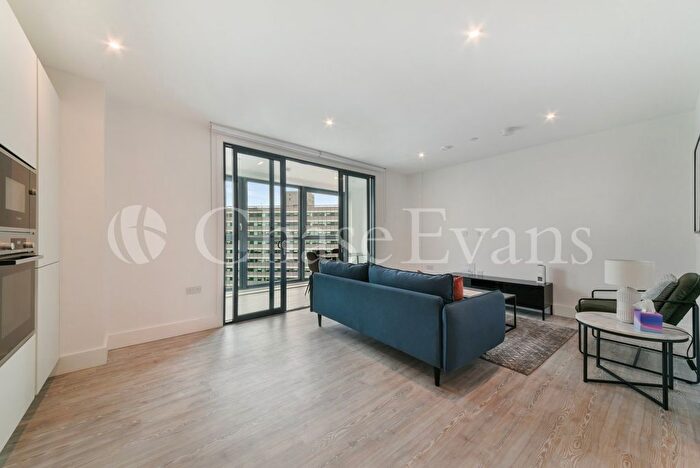 2 Bedroom Flat For Sale In Pearson Building, London Square, Station Road, Croydon, London, CR0