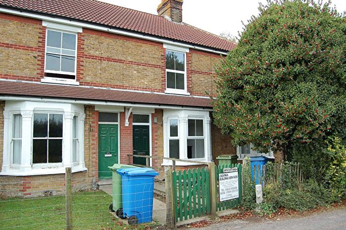 3 Bedroom Terraced House To Rent In New Cottages, Dully Road, Sittingbourne, Kent, ME9