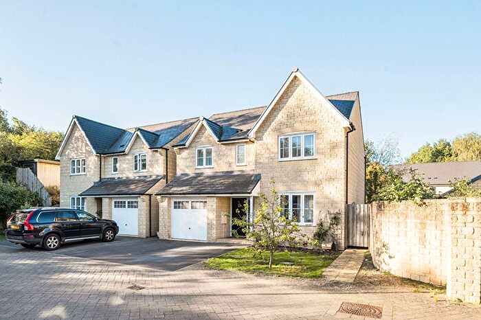 4 Bedroom Detached House For Sale In The Stoneworks, Neston, SN13