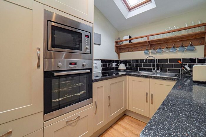 5 Bedroom Detached House For Sale In Main Street, Hutton Buscel, Scarborough, YO13