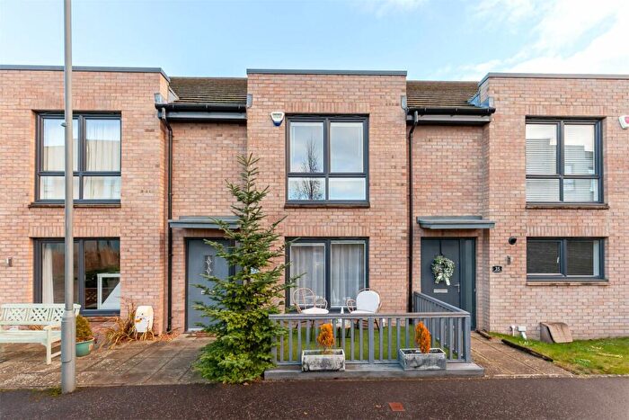 3 Bedroom House For Sale In Killiekrankies Path, South Queensferry, EH30