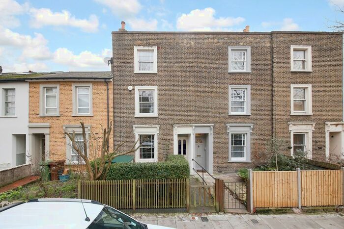 3 Bedroom Terraced House To Rent In The Market, Choumert Road, London, SE15