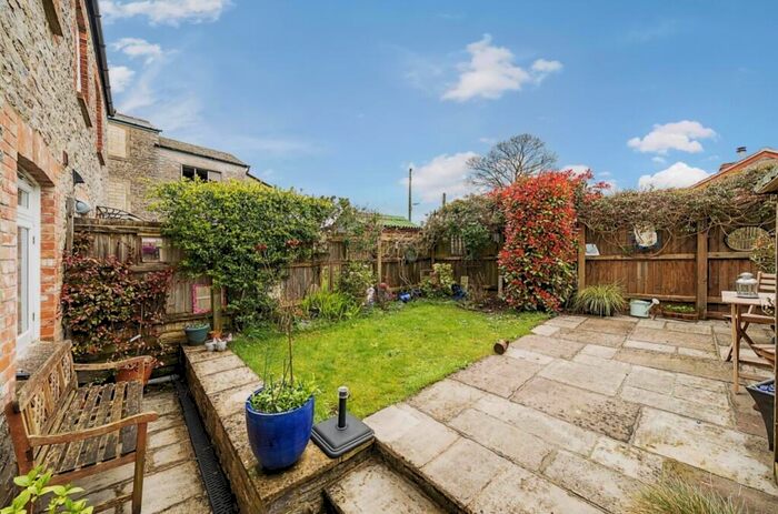 3 Bedroom Cottage For Sale In Yarn House Queens Rd Evercreech, BA4