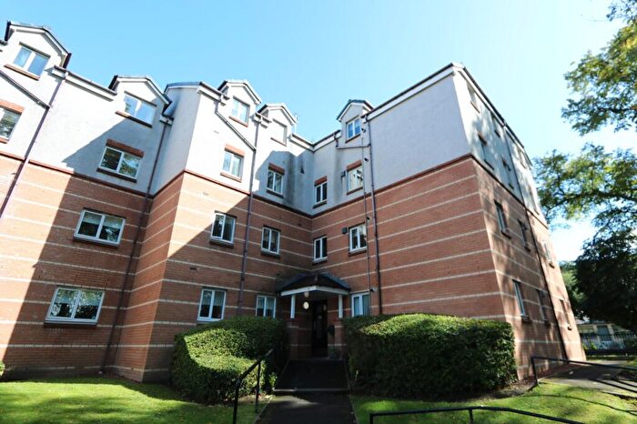 2 Bedroom Flat To Rent In Cartbank Grove, Glasgow, Glasgow City, G44
