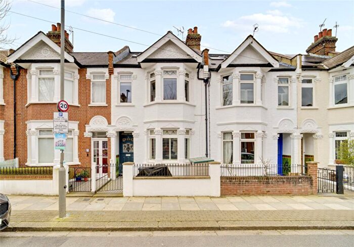 4 Bedroom Terraced House For Sale In Muncaster Road, SW11
