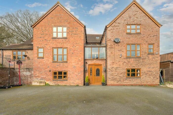 5 Bedroom Detached House For Sale In The Mill House, Hinksford Lane, Kingswinford, DY6