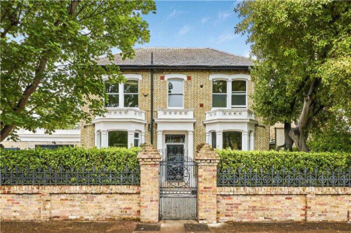 6 Bedroom Detached House For Sale In Castelnau, Barnes, London, SW13