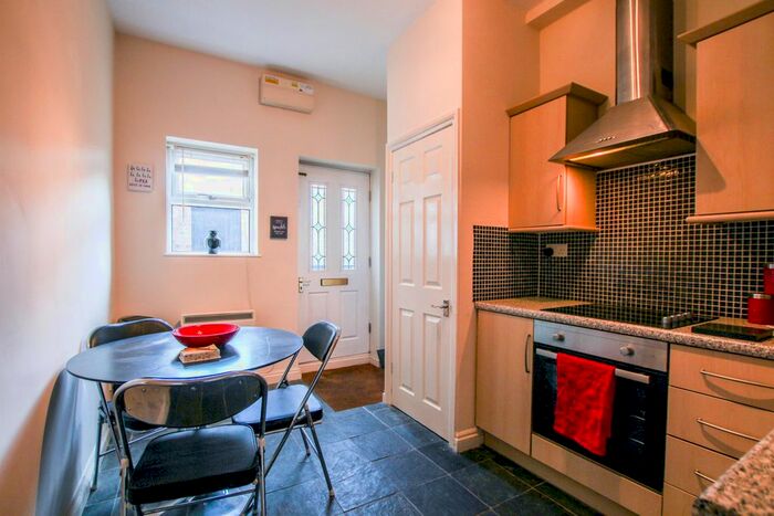 1 Bedroom Flat To Rent In Little Kent Mews, Fishergate, York, YO10