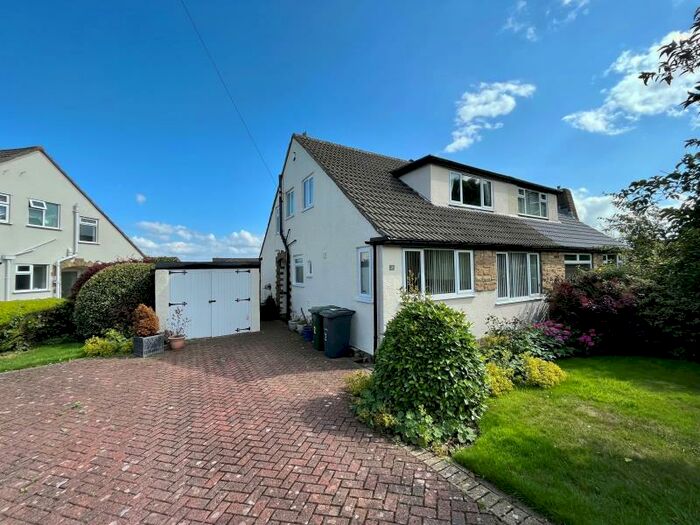 3 Bedroom Semi-Detached Bungalow To Rent In Otley Road, Eldwick, Bingley, BD16