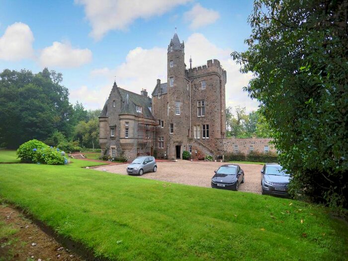 3 Bedroom Flat To Rent In Bonaly Road, Colinton, Edinburgh EH13