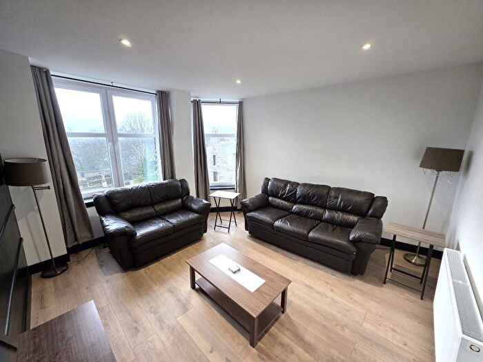 4 Bedroom Flat To Rent In Sunnybank Place, Old Aberdeen, Aberdeen, AB24