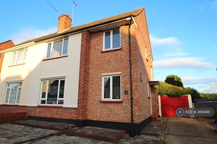 3 Bedroom Semi-Detached House To Rent In Weir Gardens, Rayleigh, SS6