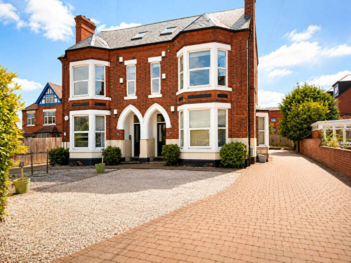 2 Bedroom Flat For Sale In - Melton Road, West Bridgeford, Nottingham, ., NG2