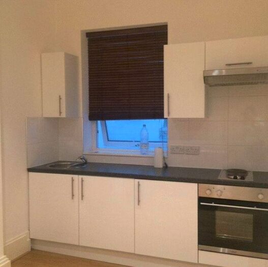 Studio To Rent In West End Lane, London, NW6