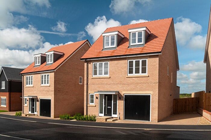 4 Bedroom Detached House For Sale In Four Chimneys Crescent, Hampton Heights, Peterborough, PE7