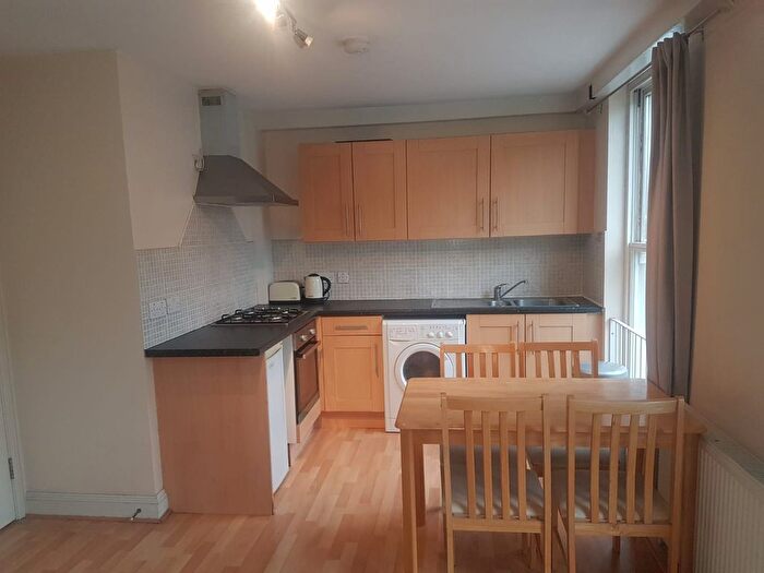 1 Bedroom Flat To Rent In Upper Richmond Road, London, SW15