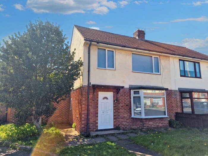 3 Bedroom Semi-Detached House To Rent In Runcorn Avenue, Stockton-On-Tees, TS19