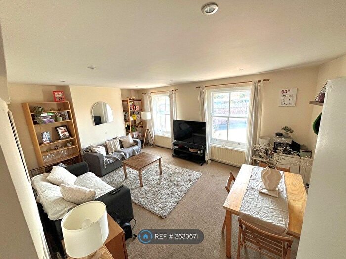 2 Bedroom Flat To Rent In Balham, Balham, London, SW12