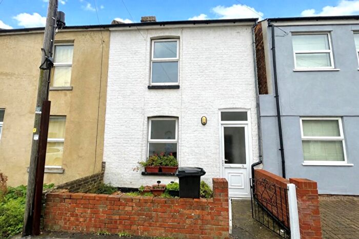 2 Bedroom House To Rent In Alma Road, Ramsgate, CT11