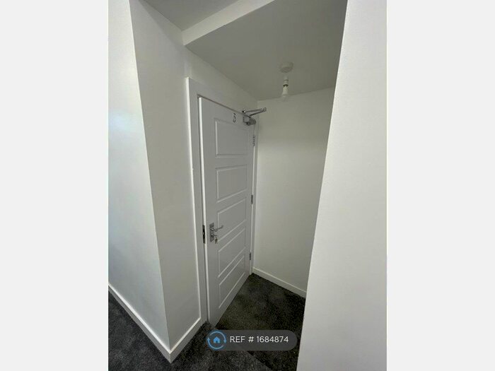 1 Bedroom Flat To Rent In Blackburn Street, Radcliffe, Manchester, M26