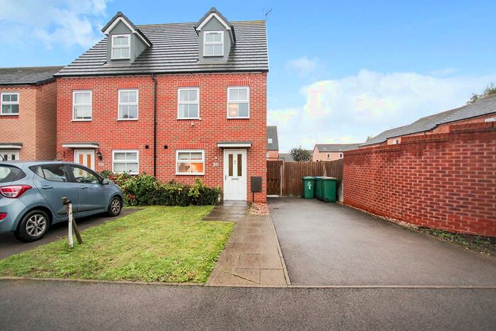 3 Bedroom Detached House To Rent In Apple Way, Coventry, West Midlands, CV4