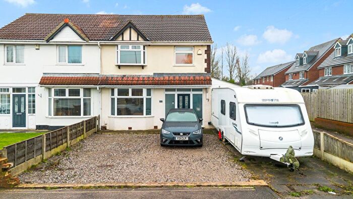 3 Bedroom Semi Detached House For Sale In Newton Road, Lowton, WA3